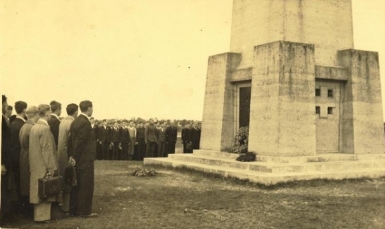 Nāves salā 1937.gada septembrī kritušos latviešu strēlniekus pieminot